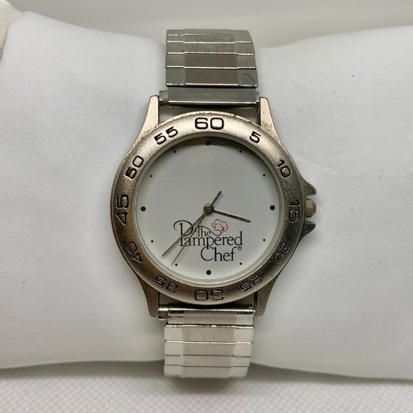 Vintage Pampered Chef Europa Quartz Watch Silver tone quartz Analog 35mm running - Picture 1 of 8